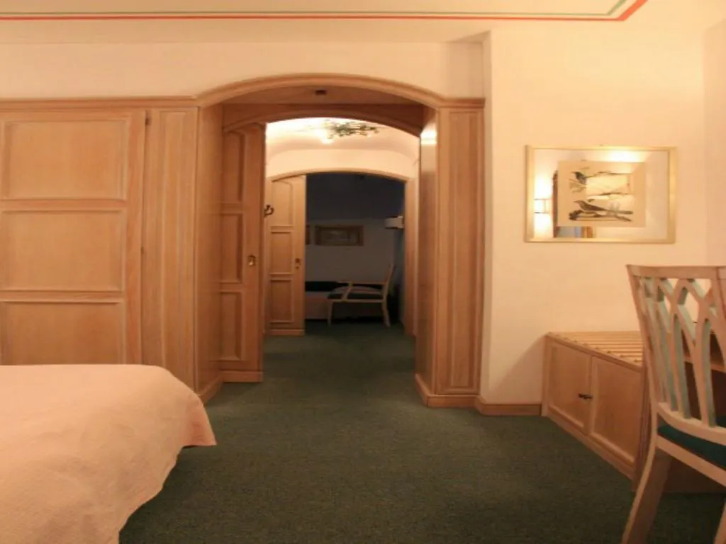 קורטינה ד'אמפזו Hotel Capannina איטליה